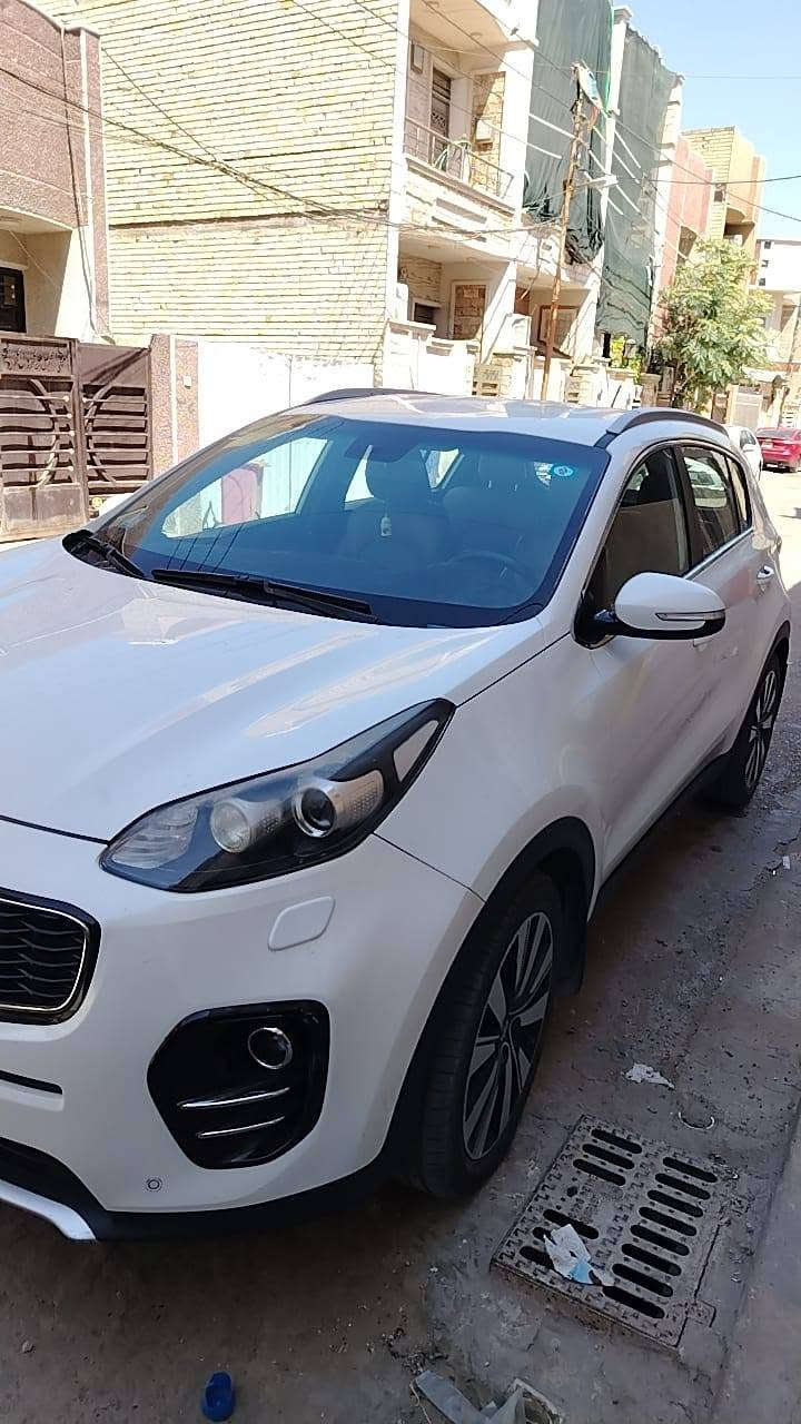 سلام عليكم سبورتج 2019 خليجي ماشيه 105بهي صبغ بالباب خلفي نص رقم الهاتف *********** عنوان بغداد السعر 170
