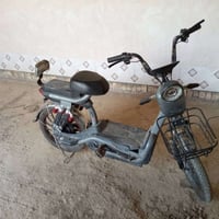 ورحمه الله وبركاته اخوان يوجد دراجه للبيع الدراجه نضيفه جدا كهربائياته...