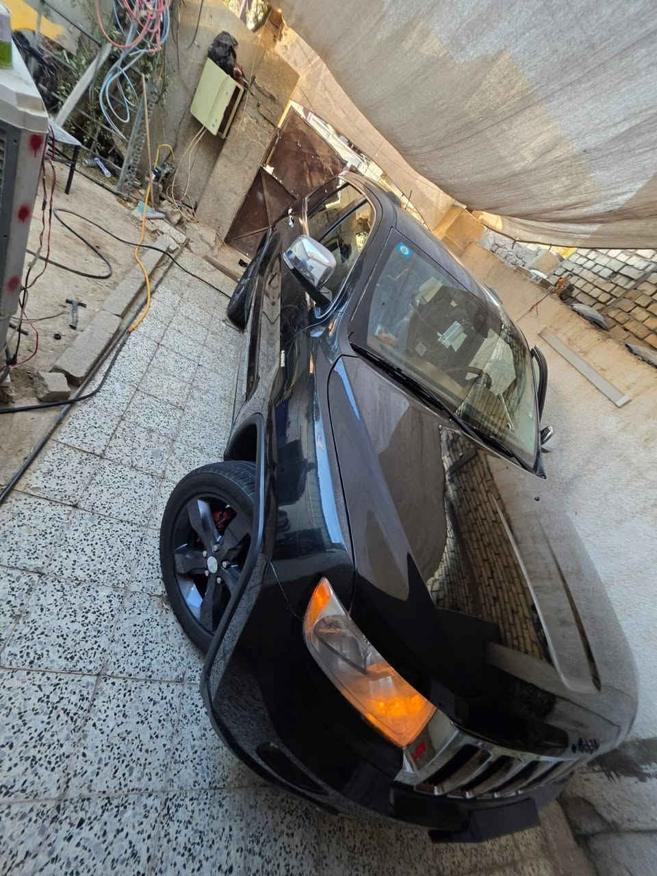 جيب شيروكي هيمي ٢٠١٢ اوفر لاند محرك 5700  وگير جيدجدا صدر أمامي خلفي وتخم تاير وغرفته نظيفة جدا دوشمه كشنات وكاعيه جديده جنطه كهرباء رادار دمام بلادي كامره خلفيه بلادي بانوراما ويل كب رياضي حجم 20 تبريد قطعتين ثلج بصمه تشغيل وبصمه باب تشغيل  وفتح الجنطه عن بعد التبديل والصبغ مثل ماموضح بسونار السعر 130ورقه رقم بغداد انكليزي بأسمي العنوان بغداد الكرخ الاتصال على الرقم *********** بلازَحمه زحمه لم ارد على الفيس
