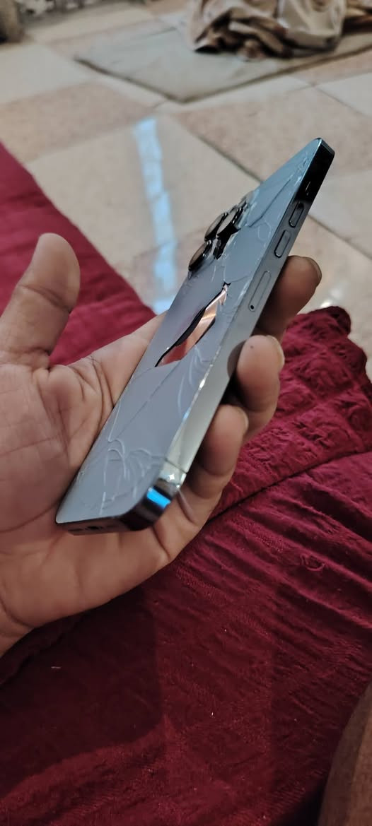 سلام عليكم ايفون 13 برو ماكس للبيع
ذاكره 256
بطاريه 69
جهاز شوفت عينك يحتاج تبدل ضهر ما يكلفك
باقي التفاصيل بل صور تجي تفحص وتشوف
سعره 425
مكاني بغداد دوره
***********
