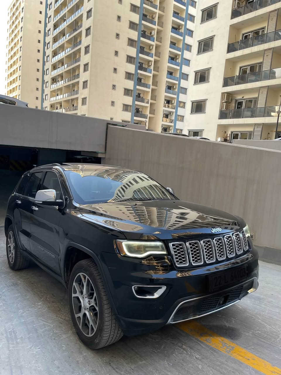 سلام عليكم للبيع جيب 2019 لمتد بلس 
فول مواصفات ام الرادار الأمامي ماشيه 71 الف حقيقي  جاهزه محرك كير حداديه كله مكفوله 

مواصفات / كشنات جلد تدفئه +تبريد / بصمه + تشغيل عن بعد / صندوق كهرباء/ رادار امامي + رادار خلفي / نقط عماء + مري قلاب + هيترات بالمري / كامره خلفيه دواره + رادار خلفي / شاشه الجبيره كل الأنضمه بيهة معروفه انضمه الجيب لمتد/ ستيرن كهربائي فول تحكمات / نضام فور ويل + نضام قياده رملي +جبلي + صخور / نضام قياده سبورت + ايكو / فتحه سقف / اوتو بارك / قياده ذاتيه / تنبيه من التصادم الأمامي + الخلفي / تبريد قطعتين ثلاجه 

ملاحضه / سياره وراد امريكي حادثه من امريكه  جاملغ + بنيد  فقط بالعراق صار بيه صبغ بجه الي بصف السياق بابتين بدون حادث اثر شخط تخريب يعني بدون اي ضربه فقط سبب شخوط تخريب بالبابتين 
 (مكان السياره بغداد الكرخ ) 
السعر : 19,000 الف دولار وبيه مجال بسيط 

الأستفسار:***********
