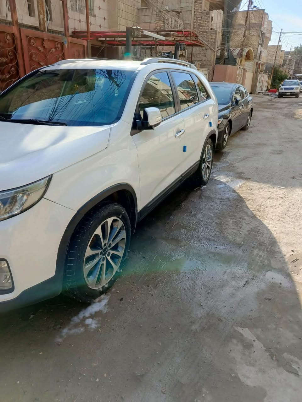 سلام عليكم من رخصة الادمن سورنتو موديل ٢٠١٥ شركه العامه ماشيه ١٣٦ الف km صبغ نصف جاملغ أمامي ونصف جاملغ خلفي بنيد بخ بشرط بدون دواخل سعر 155بيها مجال مكان السيارة بغداد الشعب *********** وات ساب فقط
