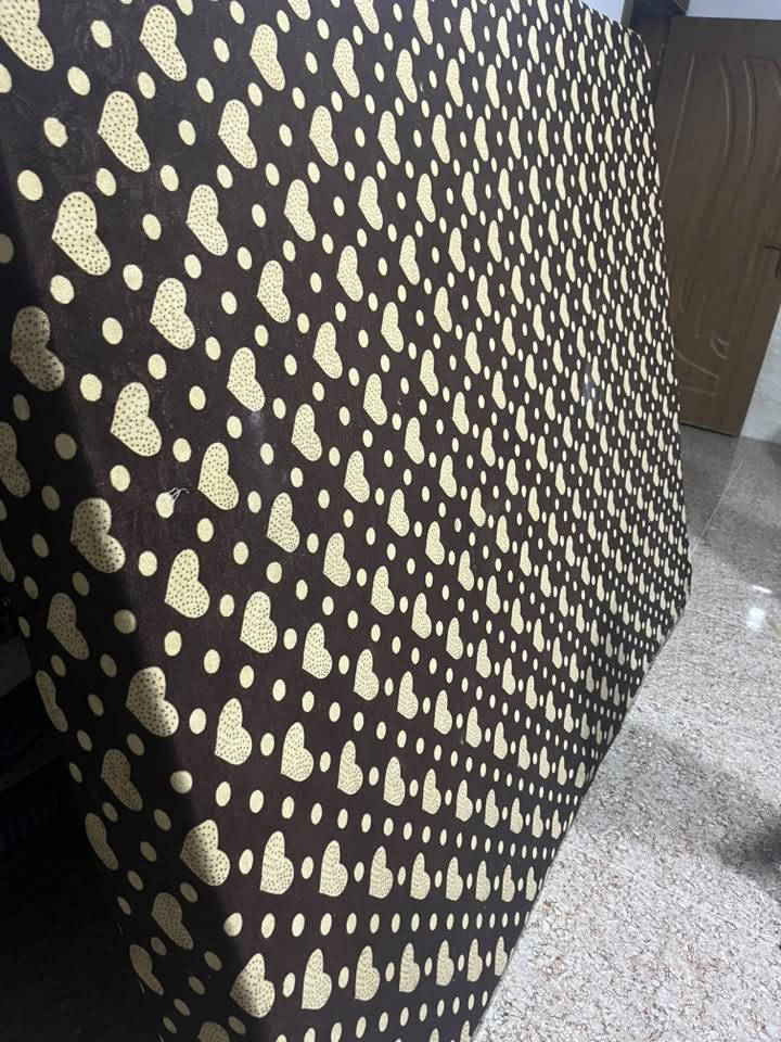 دوشك مال سيسم للبيع ٢×١٦٠
عنوان كركوك  الي شراي يتصل على الرقم ***********
سعره 60الف ودوشك نضيف

