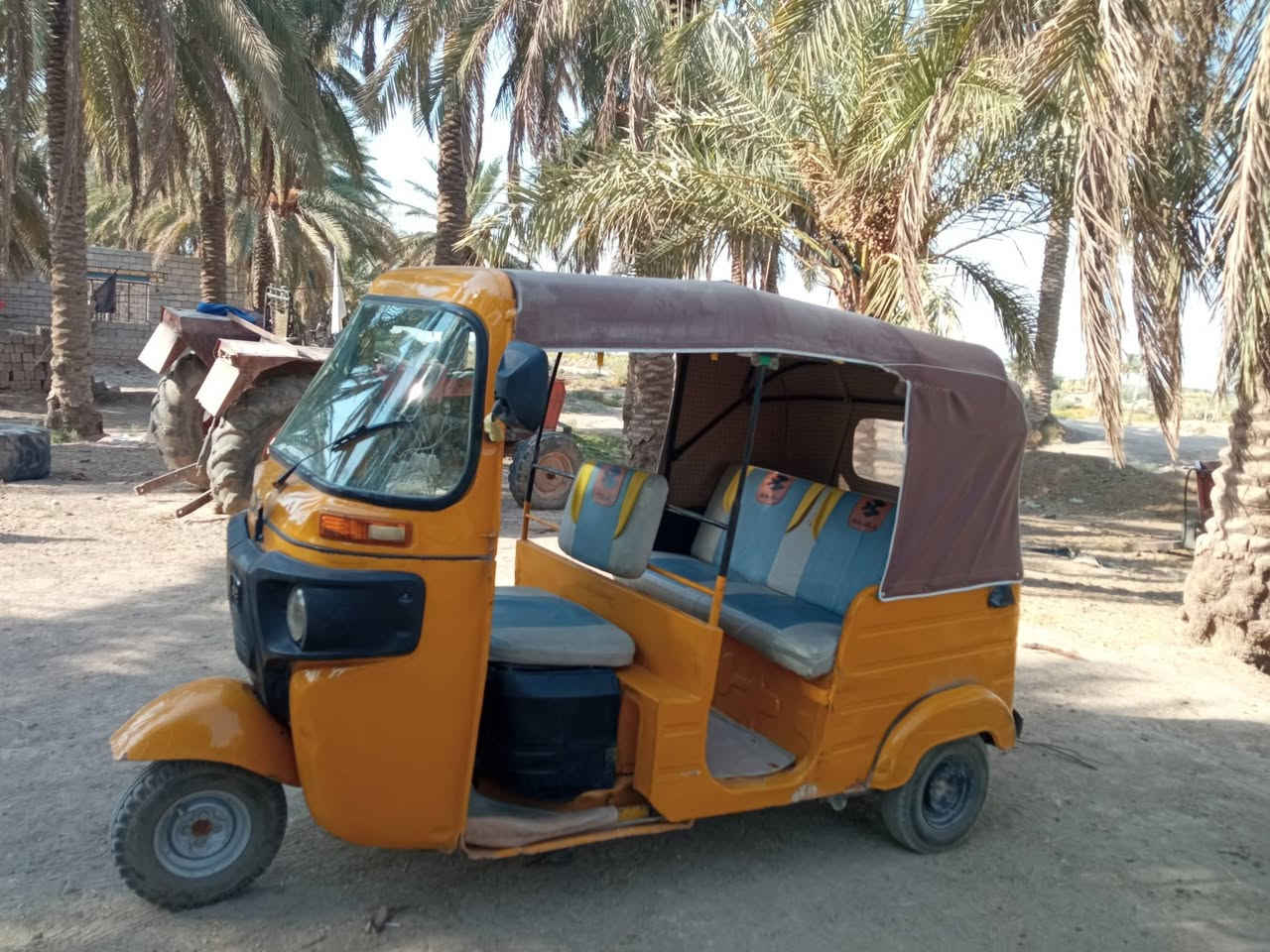 سلام عليكم تكتك للبيع موديل 18محرك 20 تكتك خير من الله 
مال جناي اتصل وبيك خير ودلل ***********
