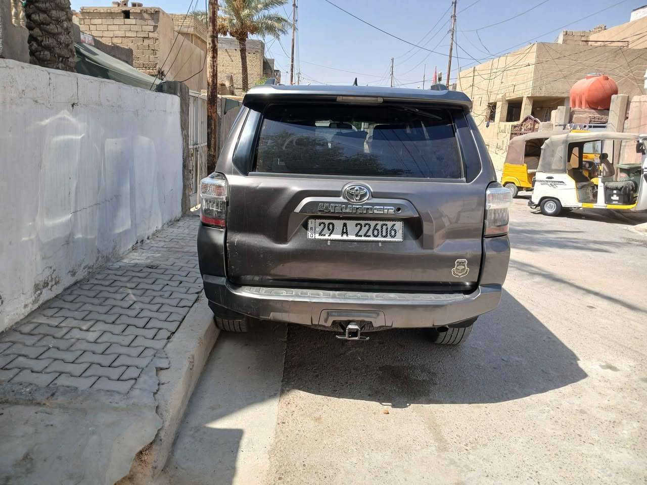 فور رنر وارد أمريكي موديل ٢٠١٩حادثه دعاميه اماميه وشويه من البنيد امبدل نفس الون وشبر بلجاملغ الأمامي وبيهه باب سايق صبغ والجاملغ الايمن صبغ الباقي كفاله محرك ٦سلندر ممتاز تبريد ممتاز تخم تاير جديد فور ويل شغال كل نقص مابيهه السعر ٢١٠ مكاني بغداد ***********بيع فقط
