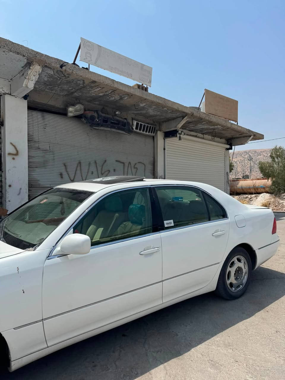38$
لێکسز 2005
بەس موس سوکان بیلادە محەوەر نیە 
قەپات موسفات 
جلدو سلایدو ئاوێنە شەفت ناوچەی کوێر 
گێڕو مەکینەو تەبرید بەشەرت
تەقەو رەقەی نیە دەعمو لێدراوی نیە 
سەیارەکە کامل جایزە و دینار مەسروفی نیە 
شوێن دەربەندیخان 
مشتەریت تەلەفون بکە نامە مەنێرە
***********
*********** viber whatsapp
