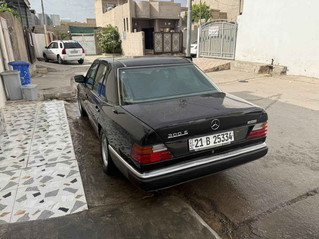 مرسيدس ١٩٩١ • محرك ٢نص • بدون حادث