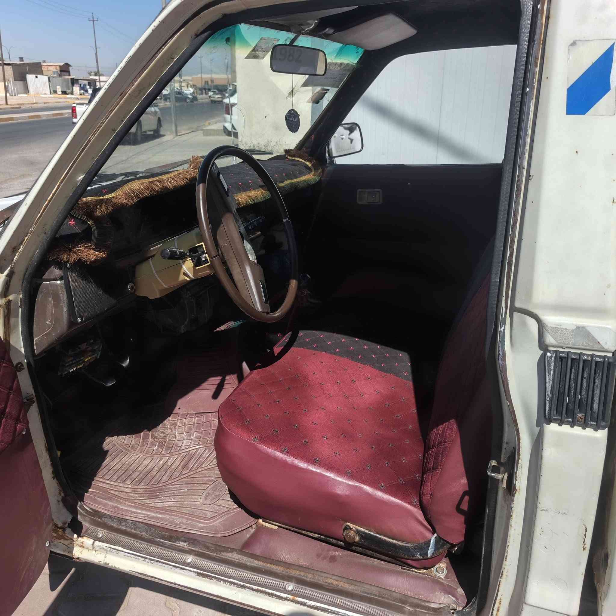 لبيع
بيكم 82 كير محرك شاصي كلو بل شرط تخم تاير حداديه رقم جديد سنويه 2031 شرط التحويل للتواصل ***********

***********
