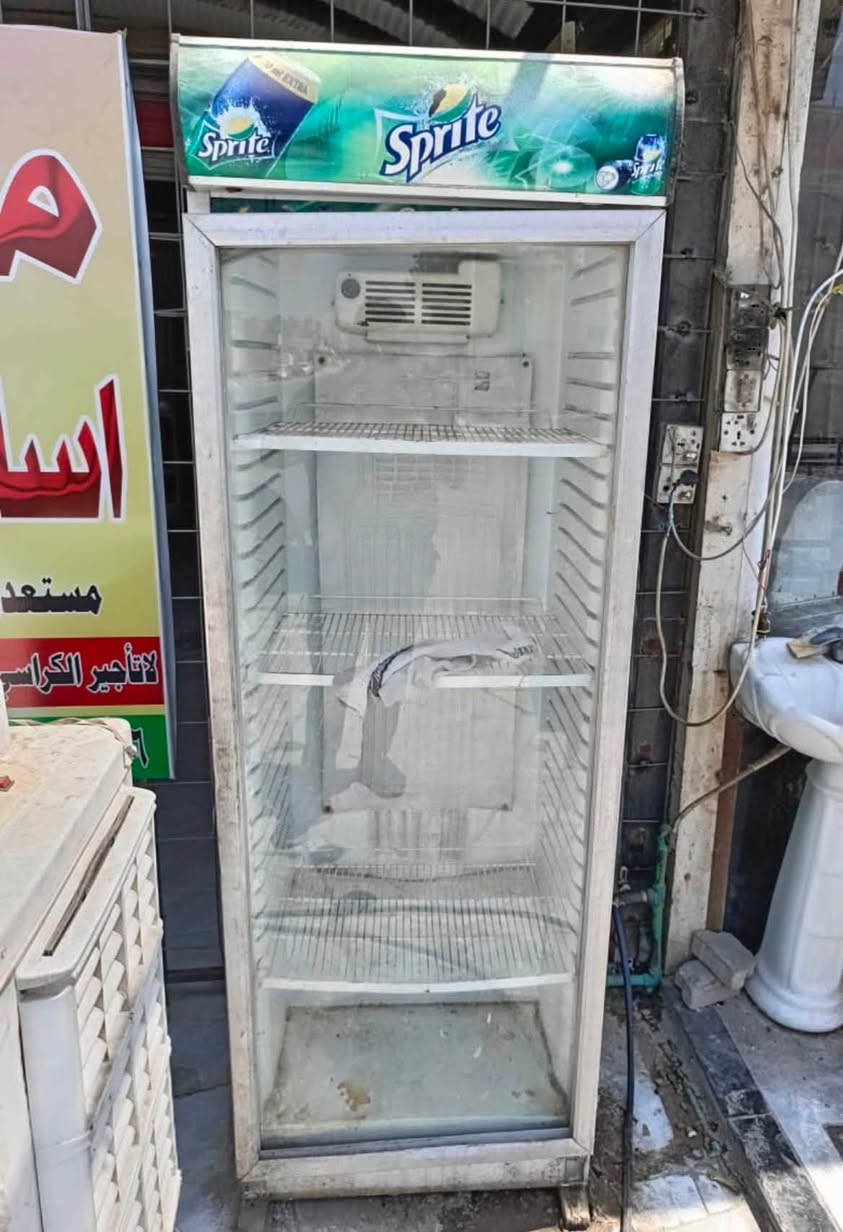 السلام عليكم براد للبيع يشتغل ومابي شي بس جامه مالته مبدله سعره ١٢٥الف وبي مجال بسيط
***********
***********
