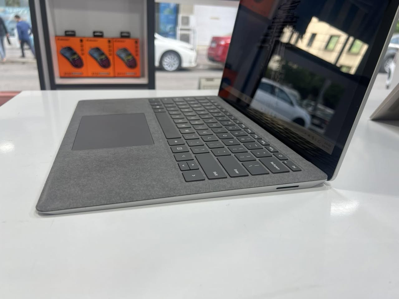 سيرفيس لابتوب 3 • i7 جيل 10 • رام 16