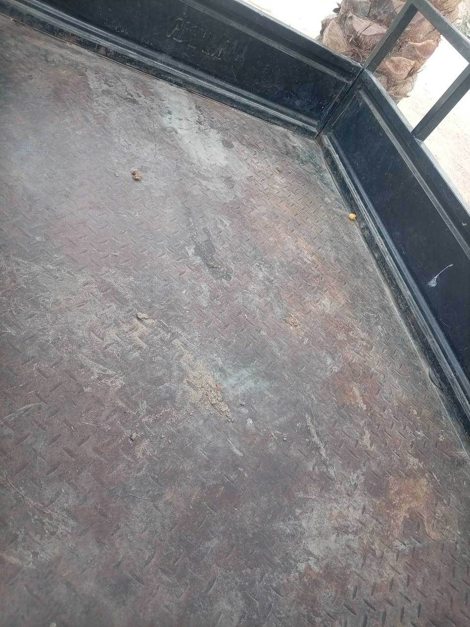 لاغسل ولاهم يحزنون، بطينهه وصخه من الشته هم، ٢٠١٩بدي ٢٢ فحم شاصي مكفول مكينه الله شاهد مامفليسه برغي مامفتوح بيهه كلشي مابيهه سوته كهربائيا فول مكان مشخاب قفلهه واحد و٧٠٠. ***********
