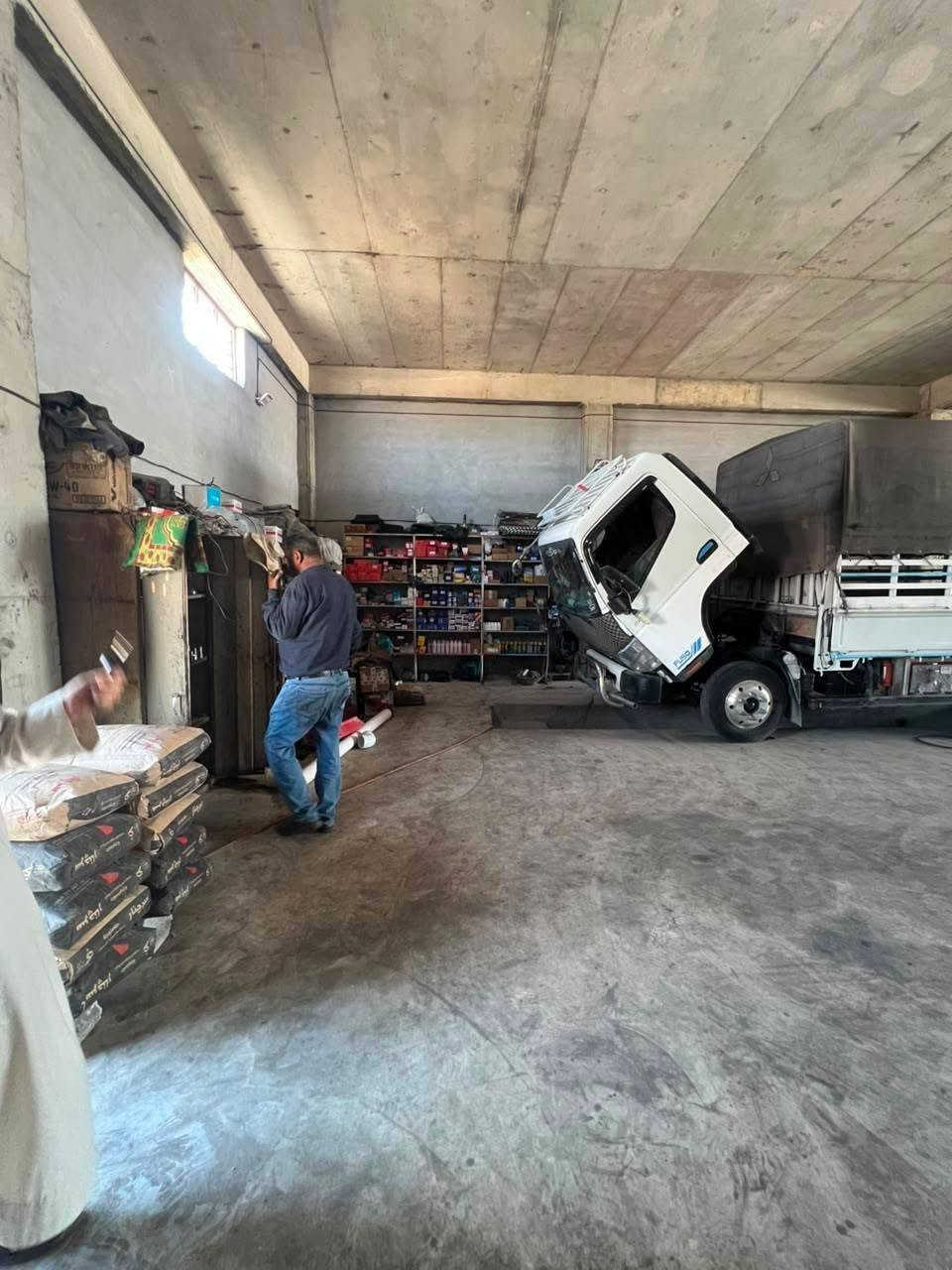 تم افتتاح محل الجديد هادي ومهدي فيتر اختصاص كنتر ..صناعة جلولاء مجمع نشوان بنجرجي بالاني ..ومن الله التوفيق..
للتواصل هاتف:***********
