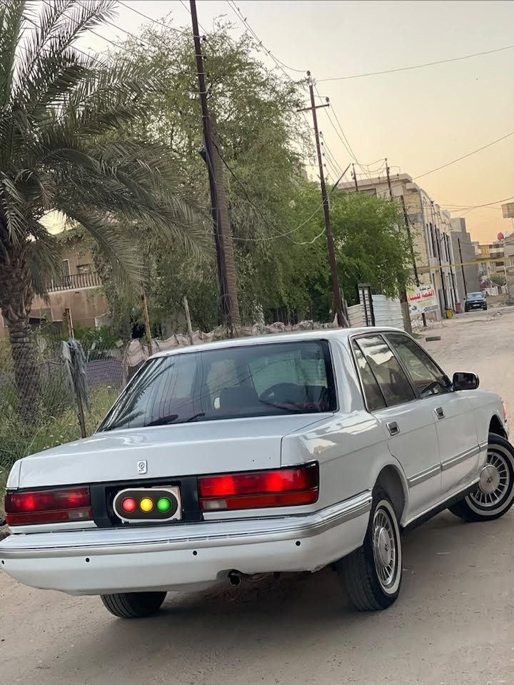 ٢٥٠٠ اوتماتيك • ١٩٨٩ • رقم بغداد