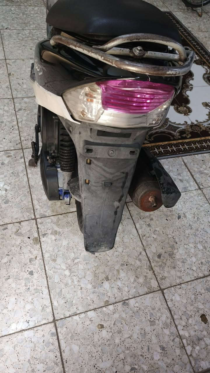 سلام عليكم دراجة ماكس منغولي كفالة عامة من جاملغ للجاملغ كفرات ختم واحد حتة جاملغ ختم محرك مالتة يخبل دراجة شلعة ومعدل كهربائيات كولة شغالة صوت دراجة خرسة نص نكرة سلف وهندر سعرة 725 مجال قليل  متواجد وتساب واتصال ***********
