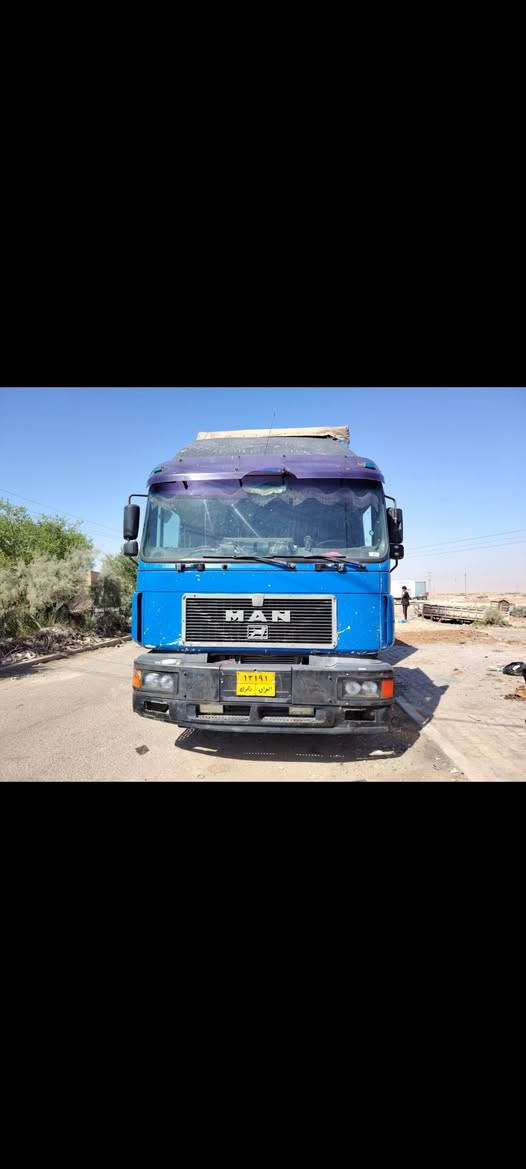 البيع مديل ٩٥ محرك بيه خط بخار سياره عل وظع شريكه مكفوله كفاله عامه تخم تاير  رقم دهوك عنوان  ميسان سعر ٥٥ رقم *********** رجان المو شراي اليخابرني

نص مكتوب في الصور:
- احمد عدنان
- ٥ أيلول، ٩:٢١ م