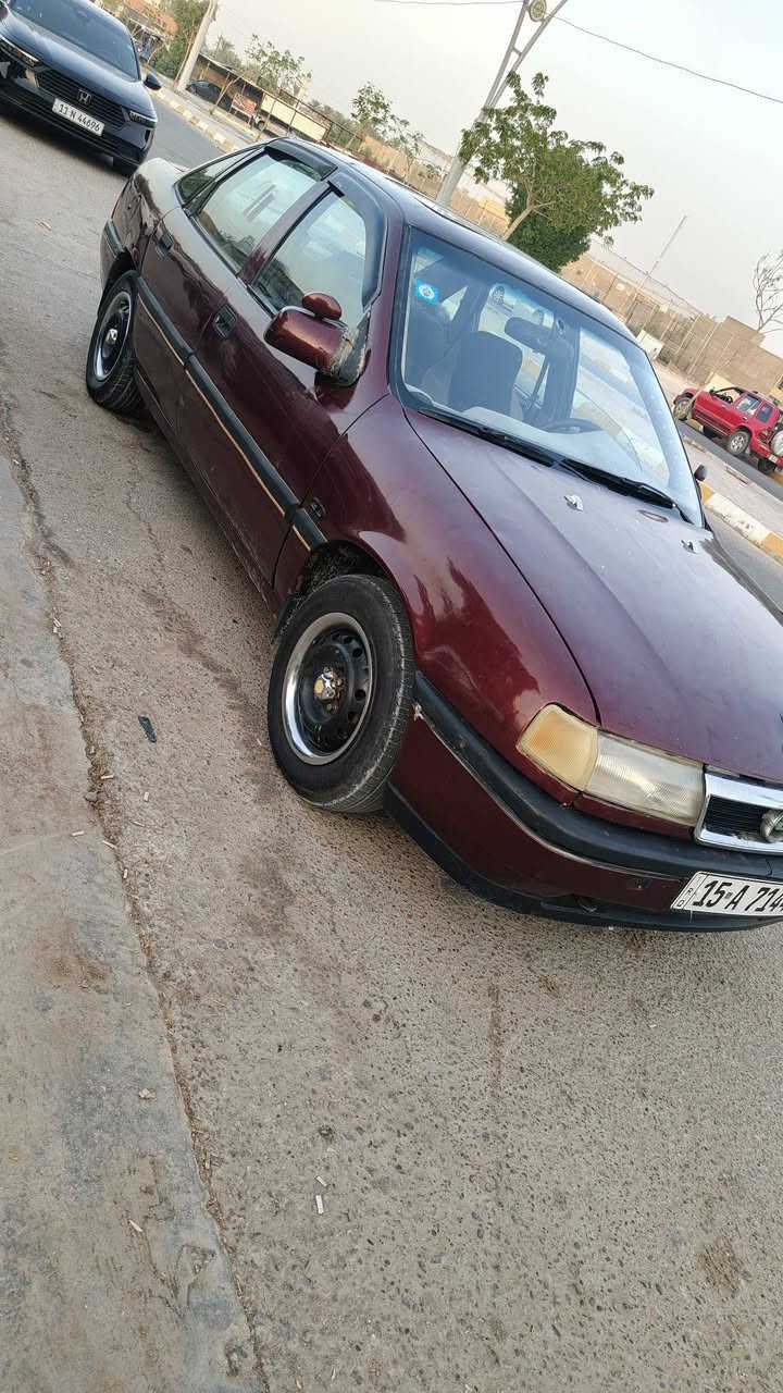 فكتره موديل 90 محرك 1800 نوزل قبغ اسود مرغوب سياره احله من الصور صبغ بدون اي حادث او ضربه فقط جماليه خياس مابيع قليل بل قماره موضحه صورته السياره رقم وهزه وسنويه جديده تحويل مباشر الداخل يرادله دوشمه فقط السعر 25 العنوان الانبار قضاء هيت رقم تلفون ***********
