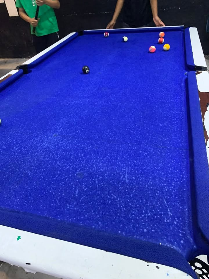 ميز صيني للبيع 250 وبي مجال
الموصل الجانب الايسر
***********
