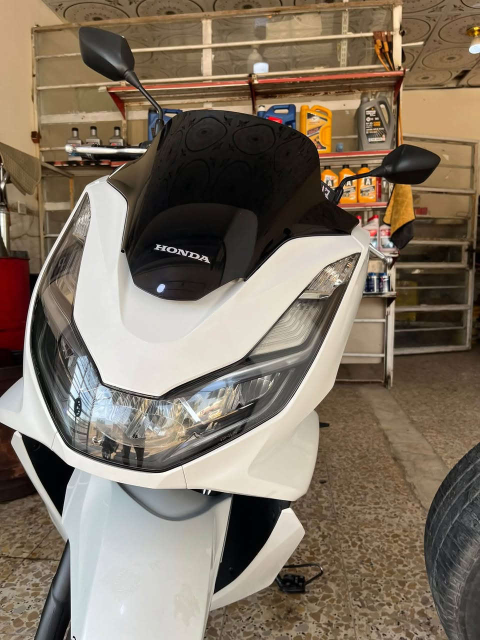 للبيع هوندا pcx  جيل الرابع (ياباني) كفالة عامة مال معرض النهضة  ( رمبة) حتى منفيست كمرك بيها  العنوان بغداد حي اور 
السعر 24 $ قفل 
***********
