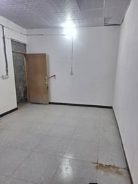 شارع المول العائل • ١٠٠م • مالك مباشر