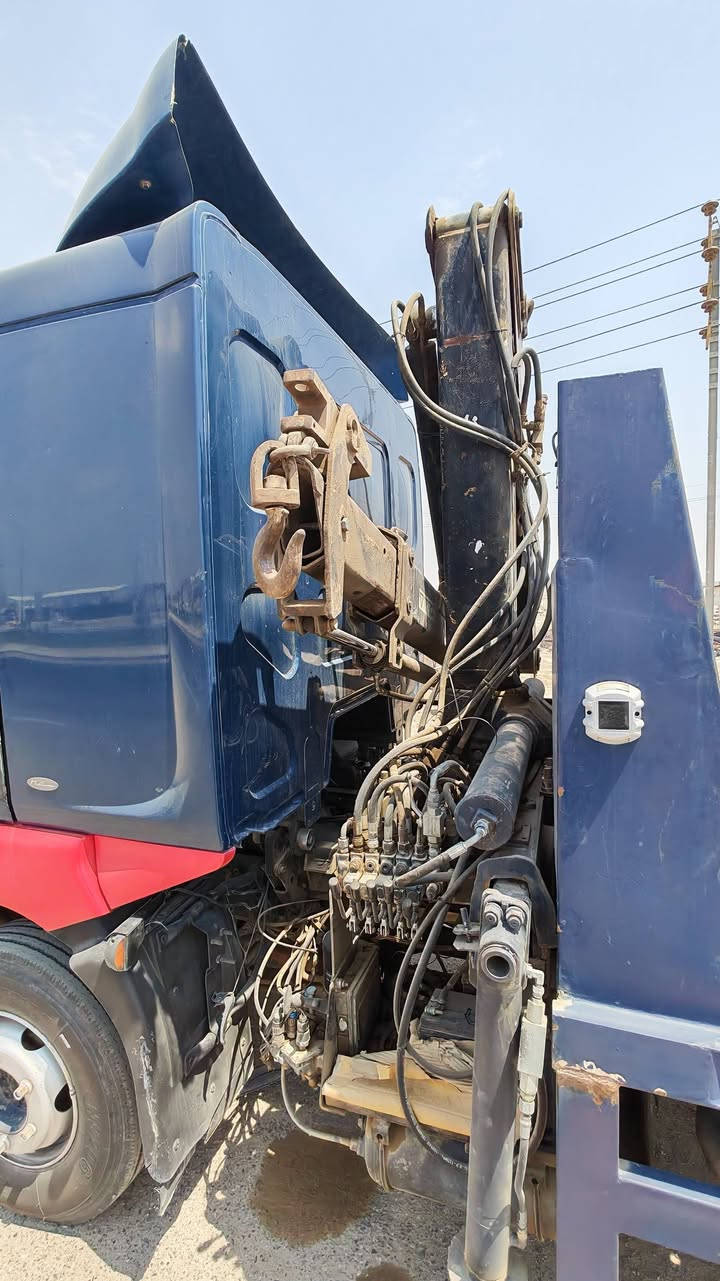 رينو ٢٠٠١
كرين سطحه
كرين ٧ طن
اربيل باسمي تحويل 
سياره ماناقصها برغي خير من لله 
مكانها بصره 
***********
سعرها ١٦٥$
