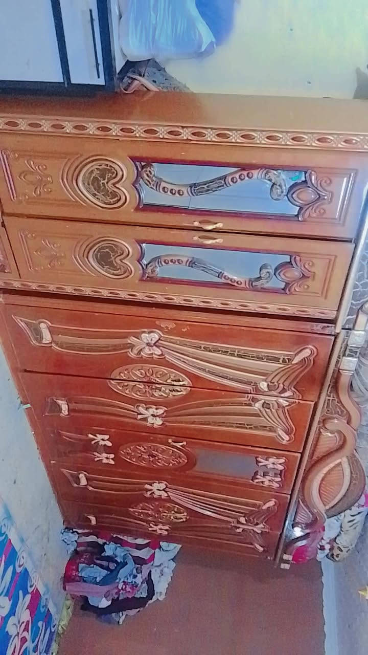 كنتور • ٥ بيبان • ميز مراية
