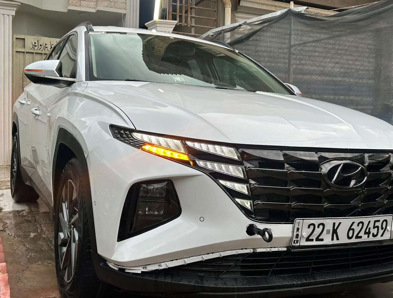 توسان خليجي موديل ٢٠٢١ ألون الأبيض
مواصفات النص فول 🚗 
كشن٢ كهرباء 
 فول بصمات 
تشغيل عن بعد 
تحكم ستيرن
مري شفط + اشاير بلمري 
بردات خلفه بلادي 
شاشه كبيره 
كار بلي
اوتو هولد
لايتled 
هندبريك بصمه
قطعتين تبريد
فول بصمات  فول حساسات وغيرها،…..
السعر 166
الرقم اربيل باسمي
ماشي٦٠ محرگً دووش الفين
 مكاني بغداد المشتل
 متواجد مابعد الظهر🆗
***********  
جاهزه للاخير 
بيهاجاملغ امامي
 بي  صبغ بدون اي دواخل
 وشبر بارد بلباب
