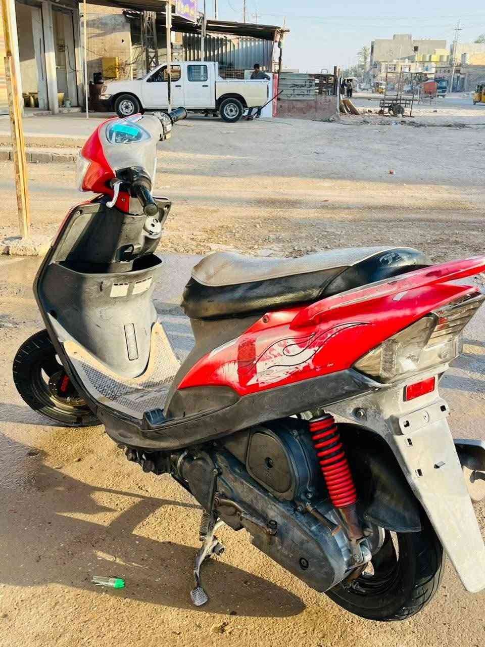 السلام عليكم 
دراجة ماكس عدلة للبيع
صارلها شهر ونص من نازلة رمبة
مكفولة من الطول للطول جيب فيتر وياك و تعال ما بيها اي نقص
السعر خاص مو شراي لا تجي
بعقوبة المفرك 📍
***********
