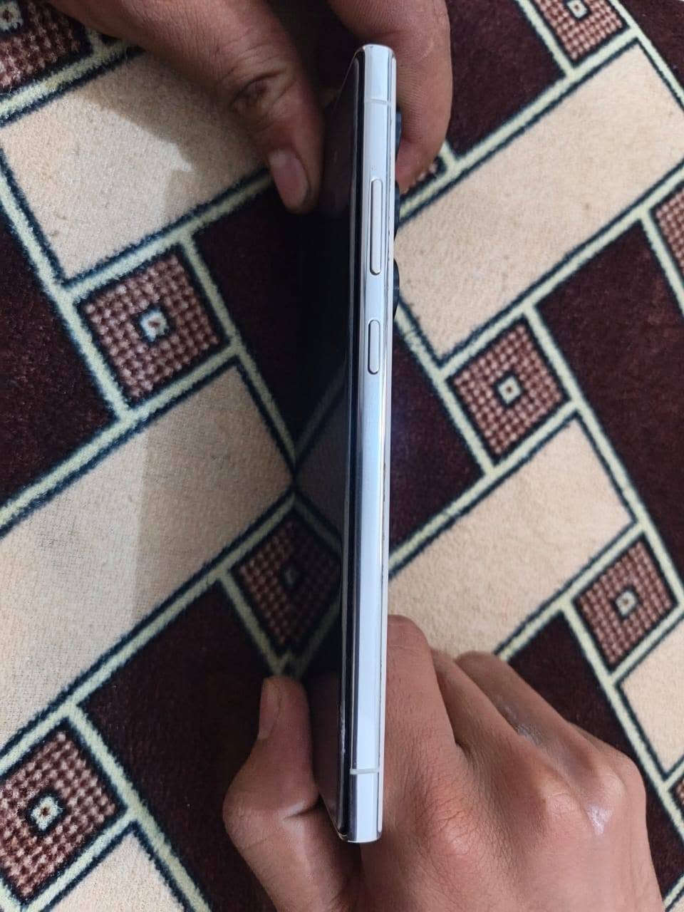 سلام عليكم شلونكم جاز البيع التره 23جاز نضيف كلش يعني 99نضفه
ذكره 256 سعر 550بيه مجال شي قليل مكني كربلاء 
رقمي ***********
