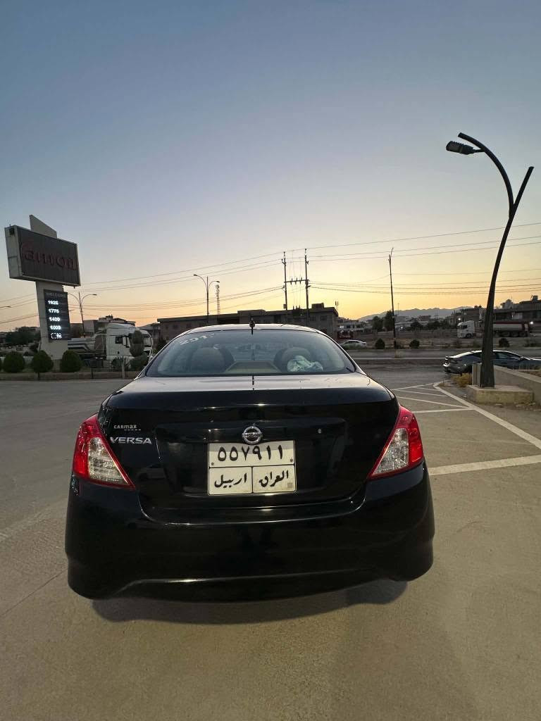 Nisan versa 2017 
نیسان ڤێرسا ٢٠١٧ 
گێر عادی 
سەیارەیەکی تا بلێی جوانە
زۆر پاکە و بێکێشەیە
٢ پارچە و نیوی بۆیاخە 
پێشی لای سەکن تۆزی ناوی گرتوە 
سەیارەکە بە ناوی خۆمانەوەیە 
تەحویل و بەناوکردن بە شەرت
تەبریدی بەشەرت 
گێڕ مەکینە تەقەو ڕەقە هەمووی بە شەرت 
گێڕ و مەکینەیەکی زۆر پاکو مەز بوتی لەسەرە 
٣ سویچی لەگەڵە بیلاد 
نرخی ٧١ مەجالێکی برایانە 
خوار هەموو بازاڕ
بۆ پەیوەندی *********** ***********. لە ڕانیە م رانية, السليمانية

