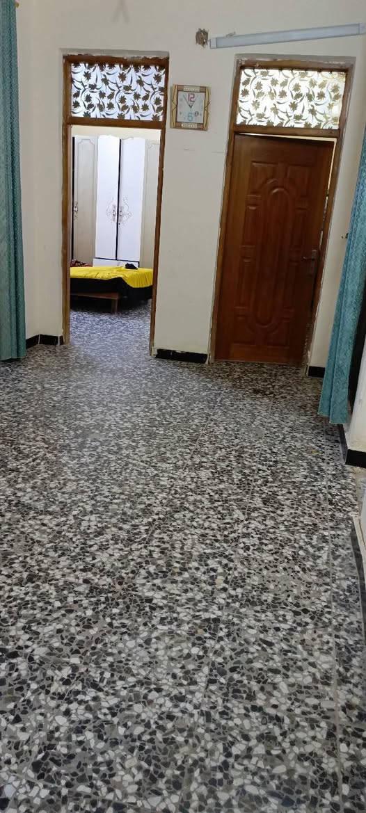 السلام عليكم بيت بل 16سبع البور150متر غرفتين وصاله ومطبخ كامل من كلشي مابي نقص ب68وبي مجال بأسمي هذا رقمي ***********
