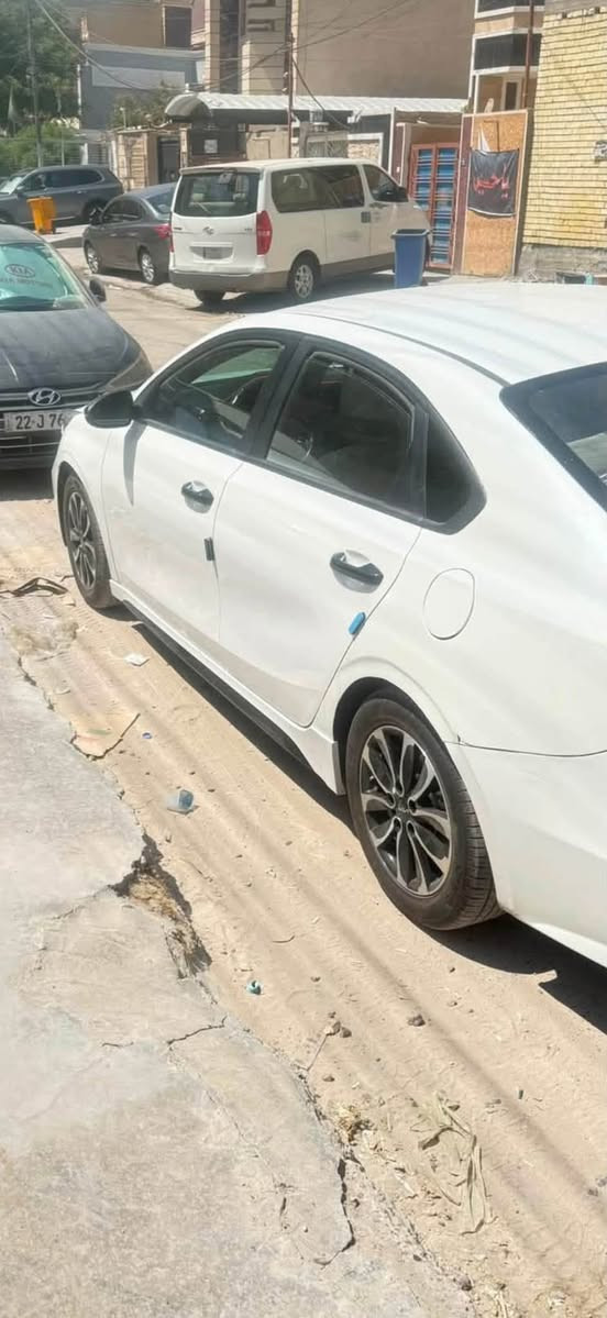 🔥 للبيع | كيا فورتي GT 2023 🔥

🤨معوقين 🤨

🚗 Kia Forte GT 2023
✅ محرك 1.6 تيربو الرياضي
✅ كير DCT (دبل كلتش)
✅ تشغيل عن بُعد + بصمة
✅ ليدات أمامية ثلاث عدسات
 قطعتين تبريد
رادرات جانبيه
توقف ذاتي
فول عدا الفتحه

تخم تاير جديد السياره جاهزه من كلشي✅✅ 

📍 الممشى: 24 الف ميل

📌 السيارة باسمي، معوقين .

ملاحظة بكل شفافية:
الحادث موضح بالصور، & مع اضافه الجاملغات الاماميه بيهن كلير من امريكا بدون حادث او فتح

💰 السعر: 123ورقة ()

📍 الموقع: بغداد – حي اور

📞 للتواصل:  ***********
