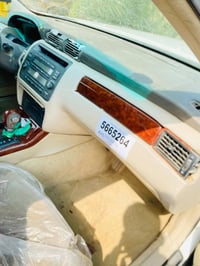ملكة كراون • ٢٠٠٢ • محرك VVT-i