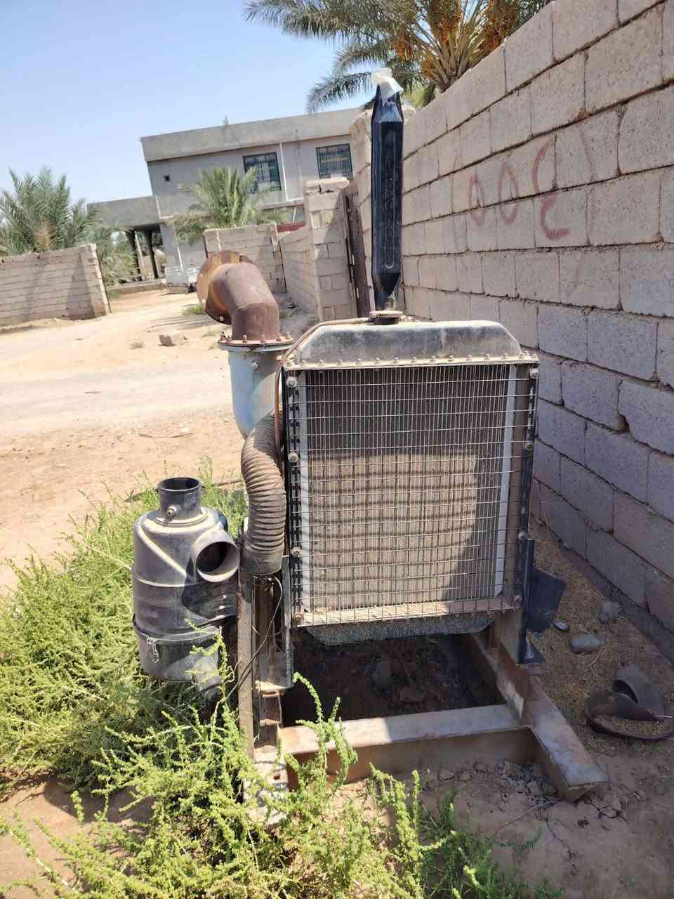 محرك افيكوو للبيع محرك سته سلندر عادي مكفول مامفتوح بيه لو برغي خنزيره 10/10 مع بوريين حديد او بوريين بلاستك مكان ديالى ناحيه العضيم سعر 32 ورقه او بيه مجال قليل 
***********
