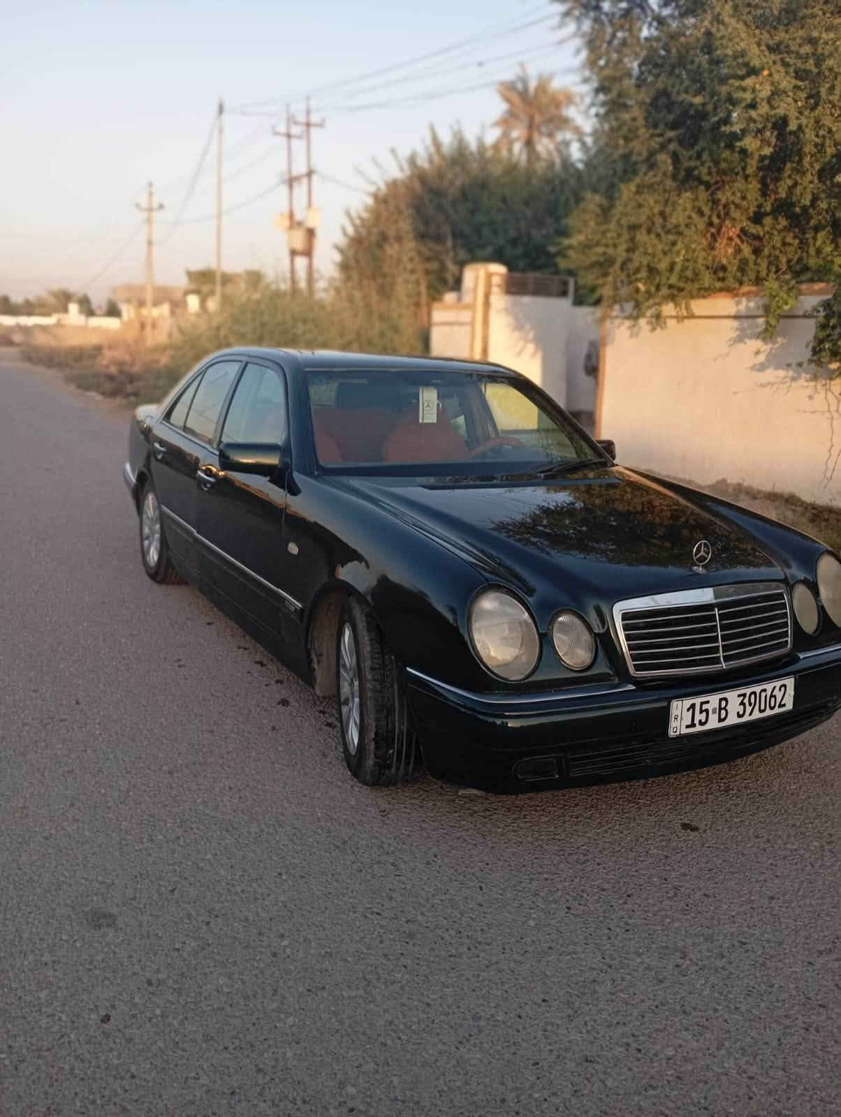 يالله
سلام عليكم 
مارسيدس ام عيون لبيع موديل ١٩٩٩
 مكينه خير من الله كير بي مشكله بصيطه 
صدر خلفلي امامي جديد تخم تاير 
تبريد عاطل 
رقم أنبار مشروع وطني هزه جديده 
مكاني ديالى شهربان 
غرفتها جديده  
حلوه سياره 
السعر ٦٥ وبيها مجال لشراي 
رقم الهاتف ‭***********‬
