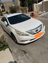سوناتا موديل 2013رقم بغداد   محرك قبل شهر مشدود عليها  تبريد تدفئة شغا...