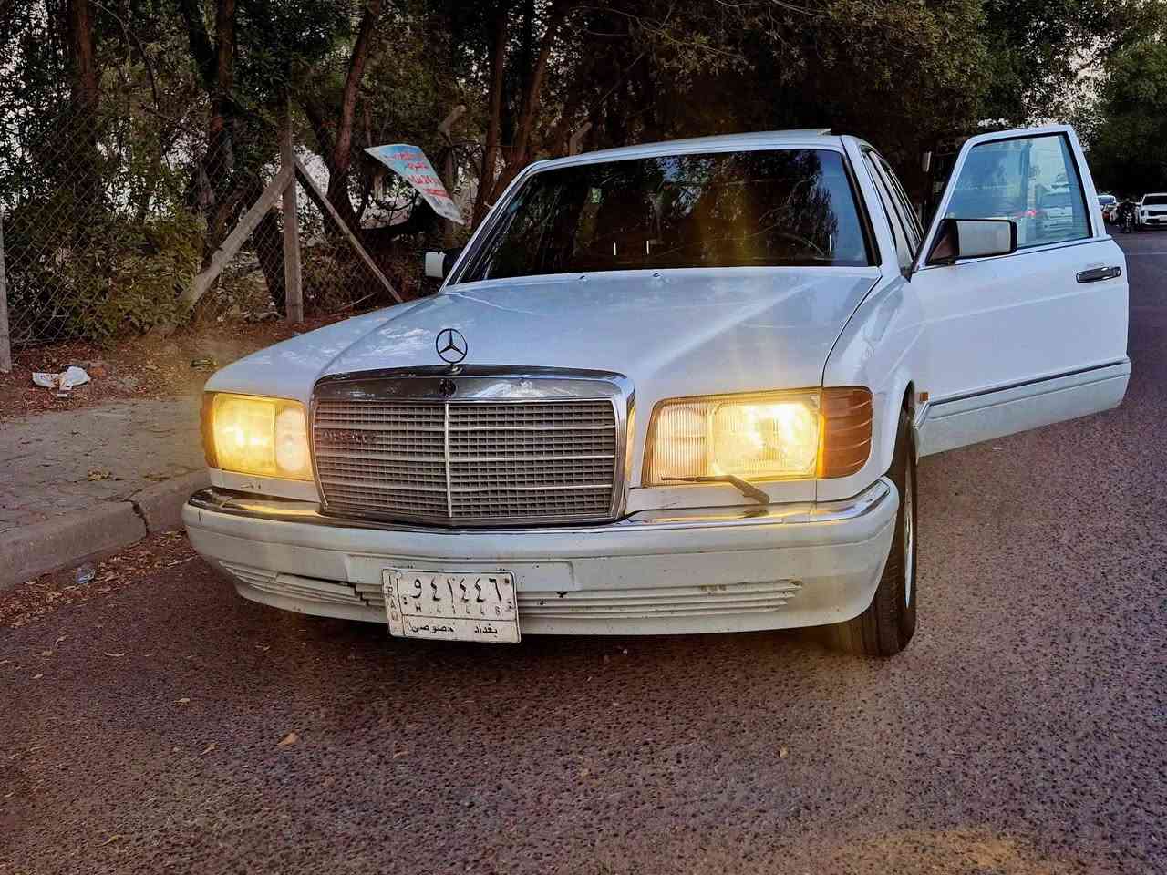 Mercedes - SE 300 - 1986
مكينه وكير ياباني3000 ديلكو
جاهزة وكاملة من الدعاميه للدعامية
بيها منضومه زنون ولايت يخبل ماصدات جديده
مغلف الداخل عوازل Arma Flex
تخم تاير جديد 
كهربائيات كلها شغالة 
تبريد ثلج 
السياره بأسمي وتحويل ثاني يوم رقم بغداد 
السعر  65$ قابل للتفاوض@
مكانها بغداد الجديده 
***********
