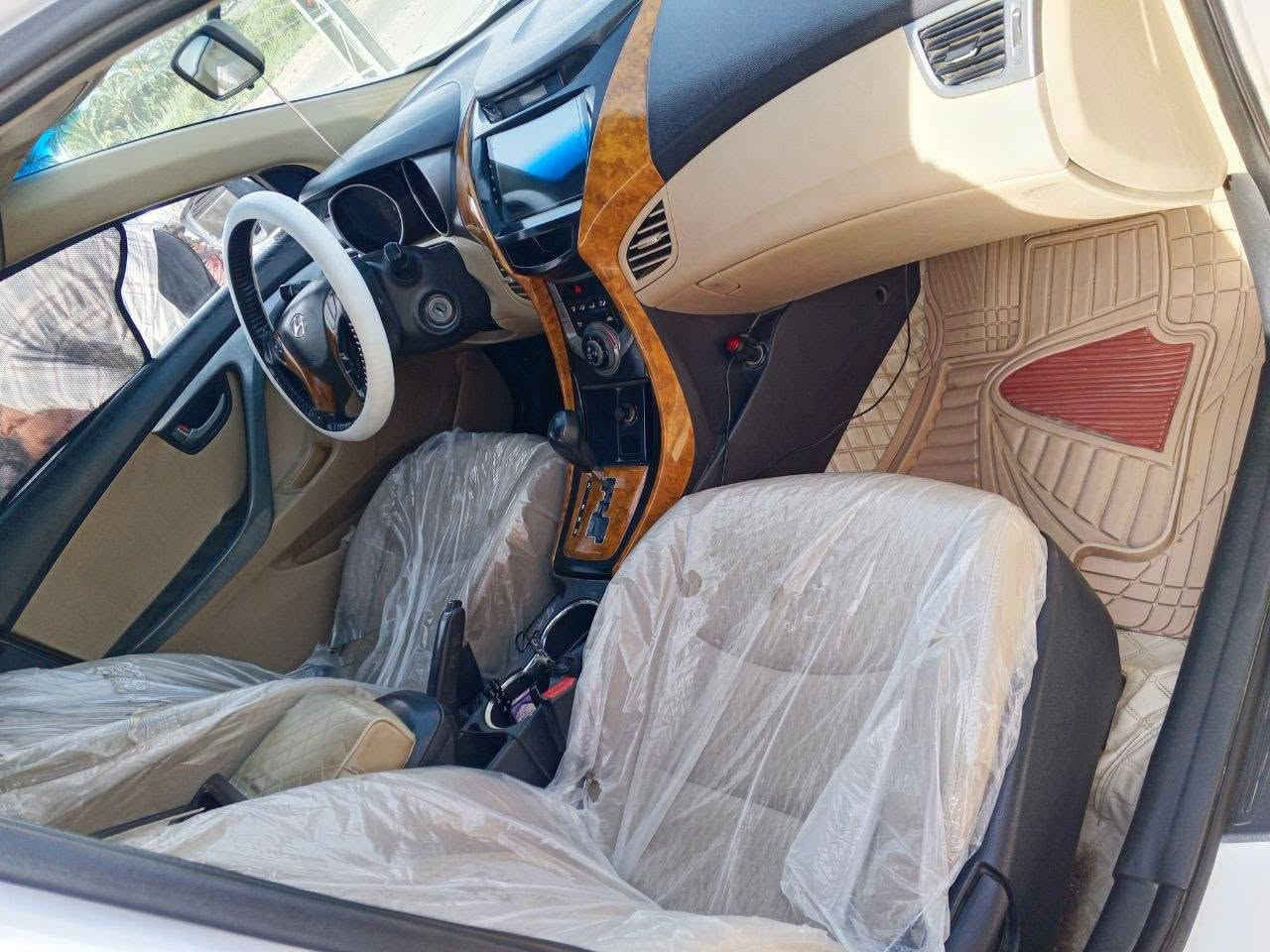 النترا ٢٠١٣ خليجي
رقم اربيل القديم سنويه ساقطه

محرك ١٦٠٠  لا تنقيص لا تبخير لا دونز قبل ٣ اشهر مجفته ع ايدي بساحه الطيران بغداد 

كير كفاله  + تبريد ثلج 

شاشه +تحكمات ستيرن+اشاير بالمري+داخل نضيف  

السونار مرفق مع الصور 
 
سياره ماناقصه اي شي 

السعر خاص او الاتصال على 

***********
