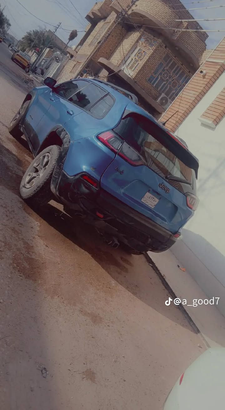 🦅😎📷 ... السلام عليكم جيب بزون تريلهوك 2022 فول مواصفات ماعدا الفتحة شاشة كاربلاي كشنات تدفئه تبريد ... تبريد قطعتين  تحديد مسار تثبيت سرعة كشنات مخمل جلد مختمات تريلهوك تحكمات ستيرن فول شاشة اعطال  🫆
السيارة...3.6  ...  6v وهو المرغوب بالسوق للستفسار ***********  السعر 105 وبيها مجال
