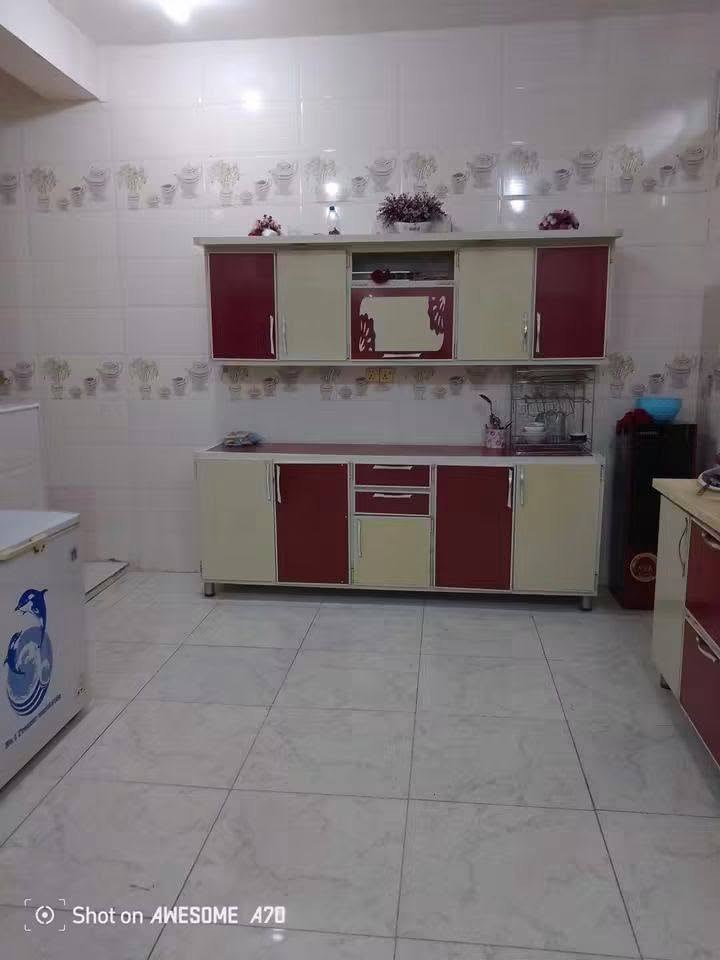 دار للبيع قرب  السيطره عنانه 
يبعد عن الشارع العام ٤٠متر
  بناء حديث وجديد  يحتوي ع غرفتين نوم وهول واستقبال ومطبخ حار وبارد صحيات خارجيه داخليه 
 مابي  نقص بي فقط صبغ واجهيه
 مساحتة ٣٠٠متر
 سند طابو زراعي ٢٥ 
للاستفسار أكثر الاتصال بالرقم 
*********** واتساب

نص مكتوب في الصور:
- Shot on AWESOME A70