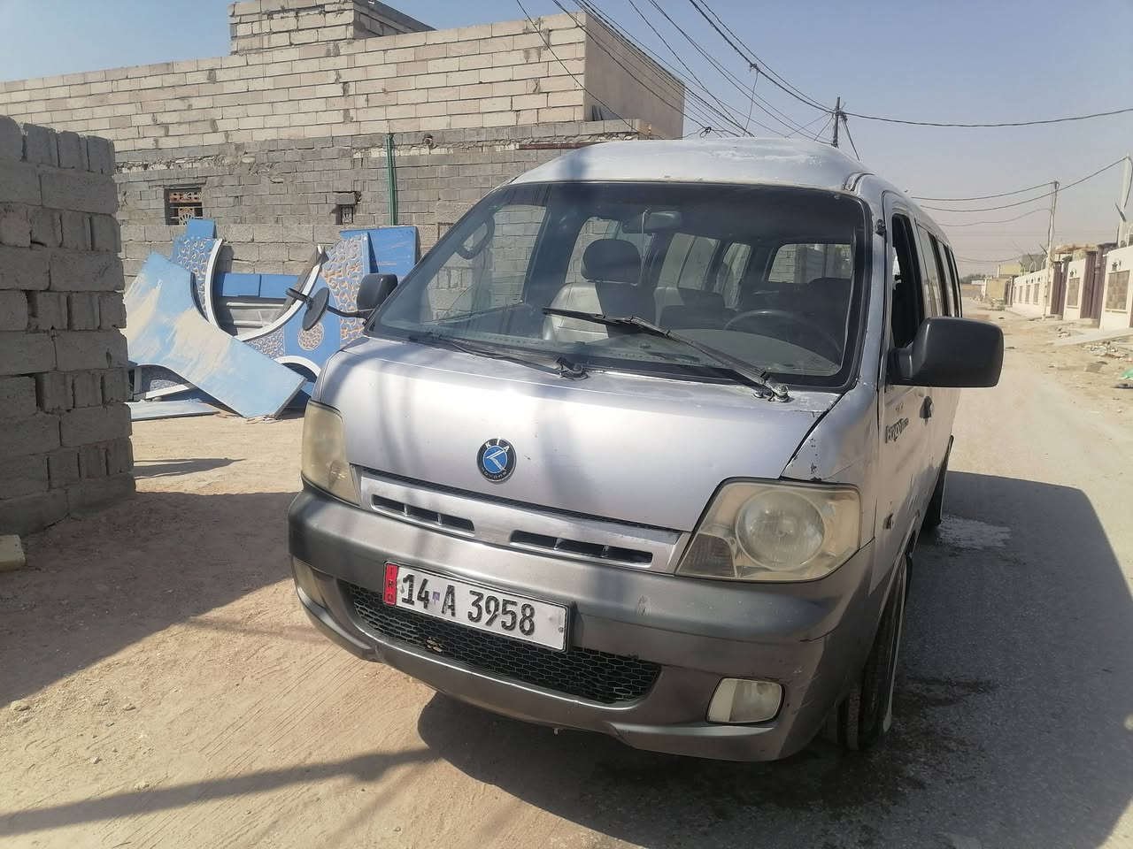 السلام عليكم منغولي للبيع موديل 2009 مكينه كير حداديه جدد تبريد شغال شواصي جدد بسمي سنويه ماصاقطه تحويل مباشر مكاني نجف سياره فقط الصفحه الطويله مصبوغه الباقي بلادي للستفسار الاتصال ***********
