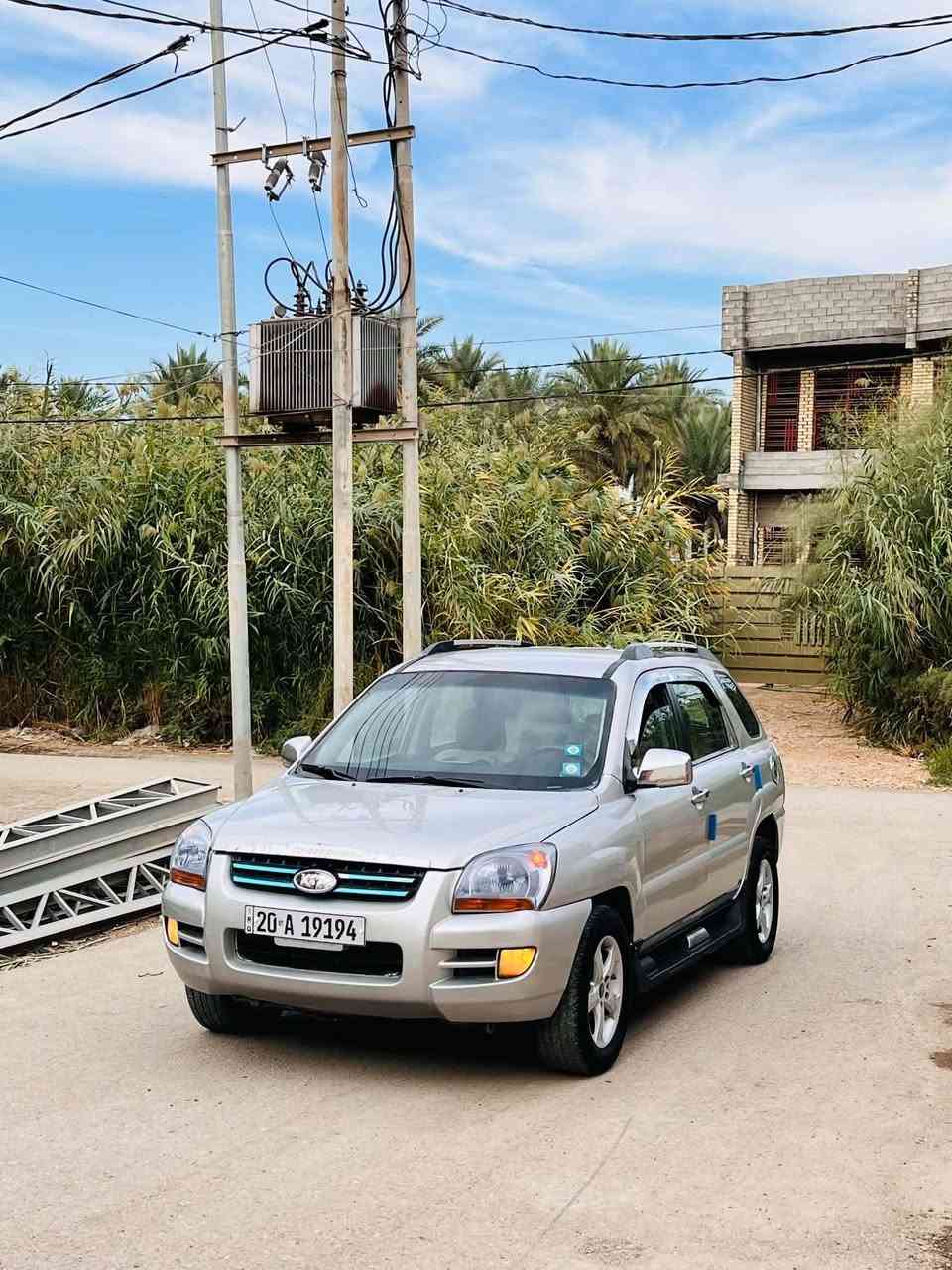 سبورتاج ٢٠٠٨ • مكينة ٢٠٠٠ • رقم ديالى