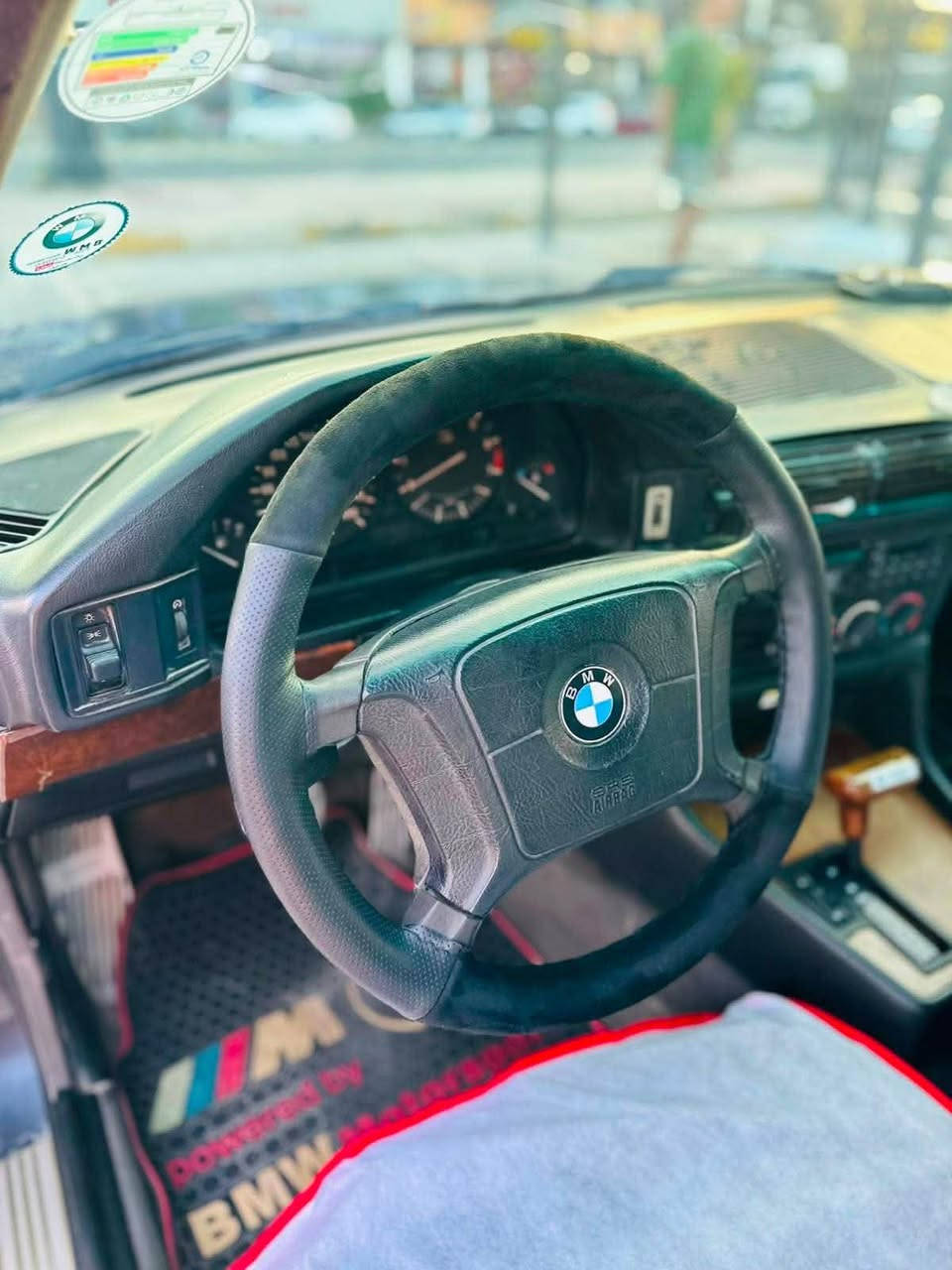 للبيع BMW
525 اصل 
مسكر عدل
بجم عريض
موديل 92
محرك شرط 
كير شرط 
تبريد❄️
تدفئه 🔥
دبل ايرباك
تخم تاير جديد
كشنات جلد
بدون قطرة خياس
كهربائيات بلاد كله شغال
مرايات منفصل
4 بطاين جديد
رقم بغداد تحويل مباشر
صبغ جماليه فقط بدون ضربه 
الداخل نضيف حييل
مكان السياره تكريت 
السعر 60 وبيها مجال   
رقم الهاتف ***********
