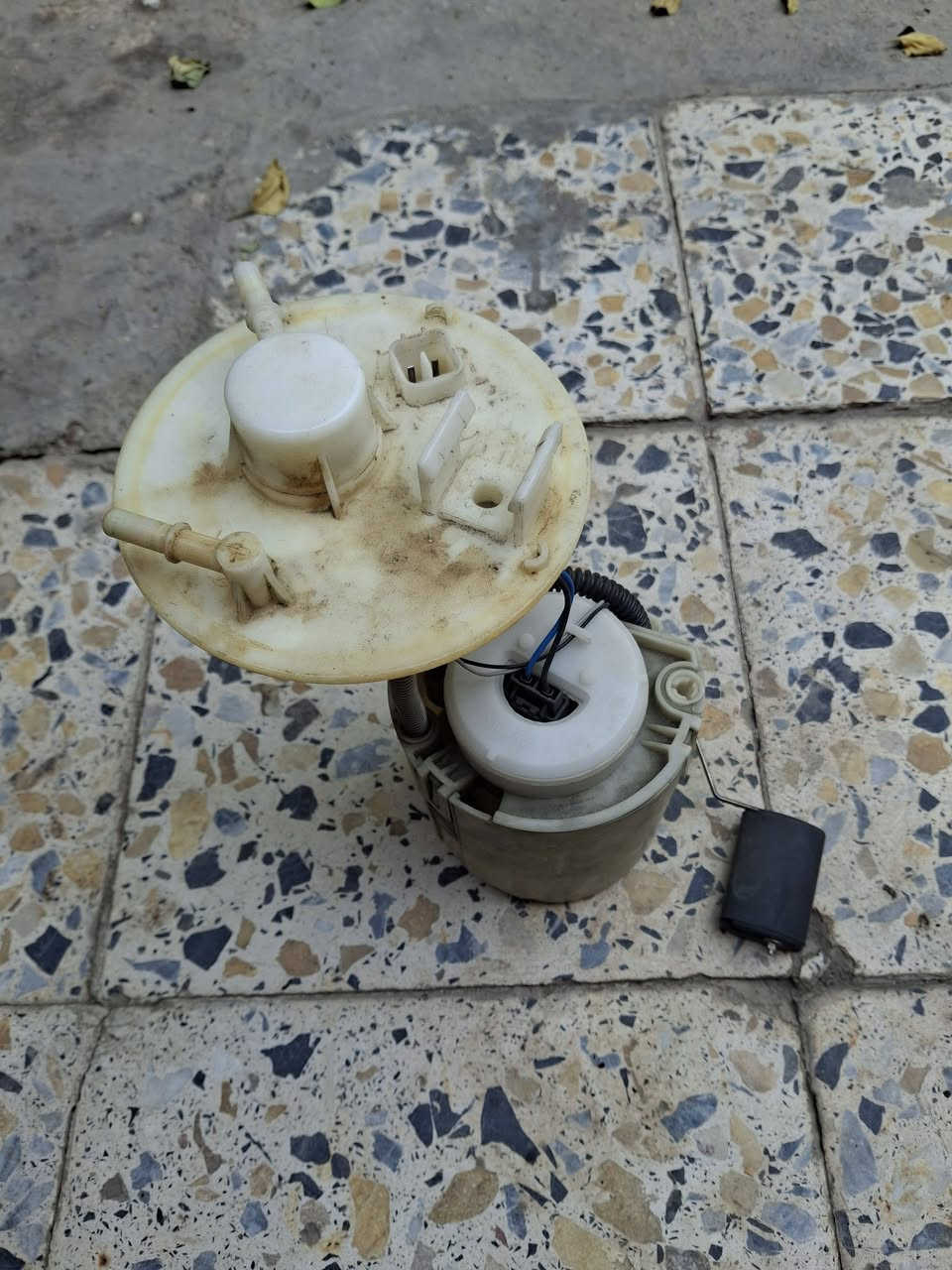 السلام عليكم ورحمة الله وبركاته 
من رخصة الادمن المحترم والمشرفين والأعضاء الكرام 
للبيع أدوات احتياطية سيراتو و فورتي والنترا 
بغداد العامرية 
***********
