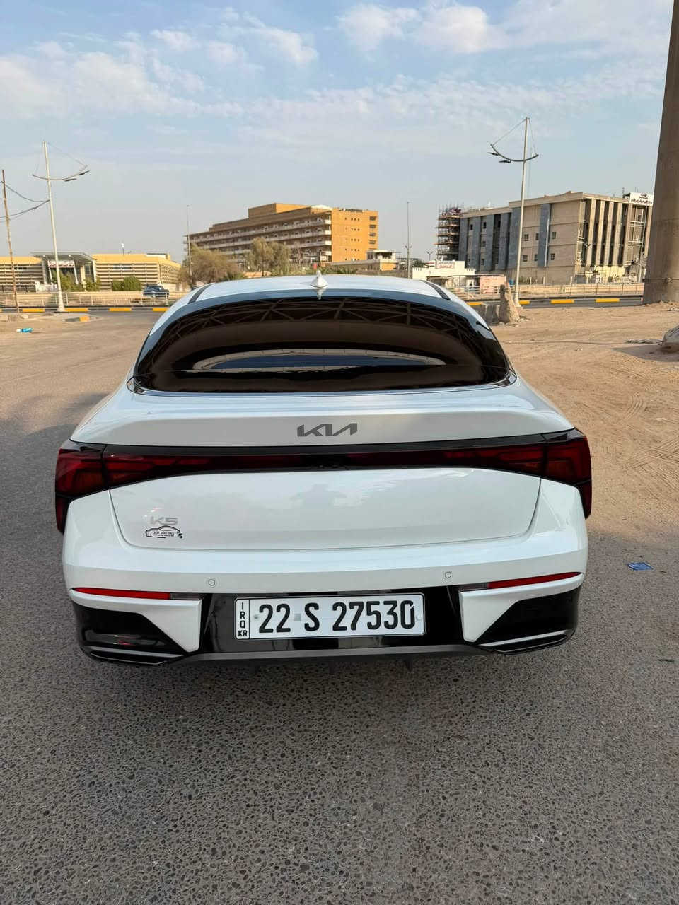 سياره k5 جديده اخت الزيرو ماشيه 7000 بعده بضمان الشركه السياره لزكات الشركه بعده موجوده بسياره السعر 225 
***********
