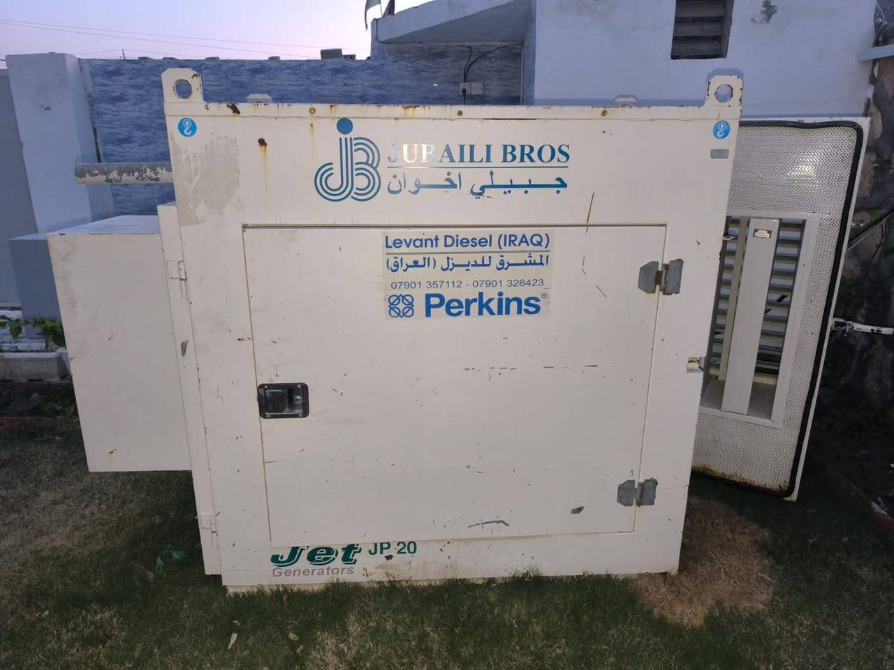 للبيع مولدة نوع بيركنز كاتم انكليزي قدرتها 20kva يعني خروج 50 امبير صافي نوع الملف لوري سمر الفرنسي الحديث المرغوب والمعتمد عالميا بالاسواق. ونوع الكاتم جبيلي اخوان غني عن التعريف.حجم المحرك 4سليندر انكليزي.تحتوي على شاشه معلومات ديجيتال رقميه.نظام تشغيل واطفاء ذاتي.
نظافه المولده 90% مكاني الحله/ للاستفسار اكثر التواصل عبر الواتساب ***********
للبيع مولدة نوع بيركنز كاتم انكليزي قدرتها 20kva يعني خروج 50 امبير صافي نوع الملف لوري سمر الفرنسي الحديث المرغوب والمعتمد عالميا بالاسواق. ونوع الكاتم جبيلي اخوان غني عن التعريف.حجم المحرك 4سليندر انكليزي.تحتوي على شاشه معلومات ديجيتال رقميه.نظام تشغيل واطفاء ذاتي.
