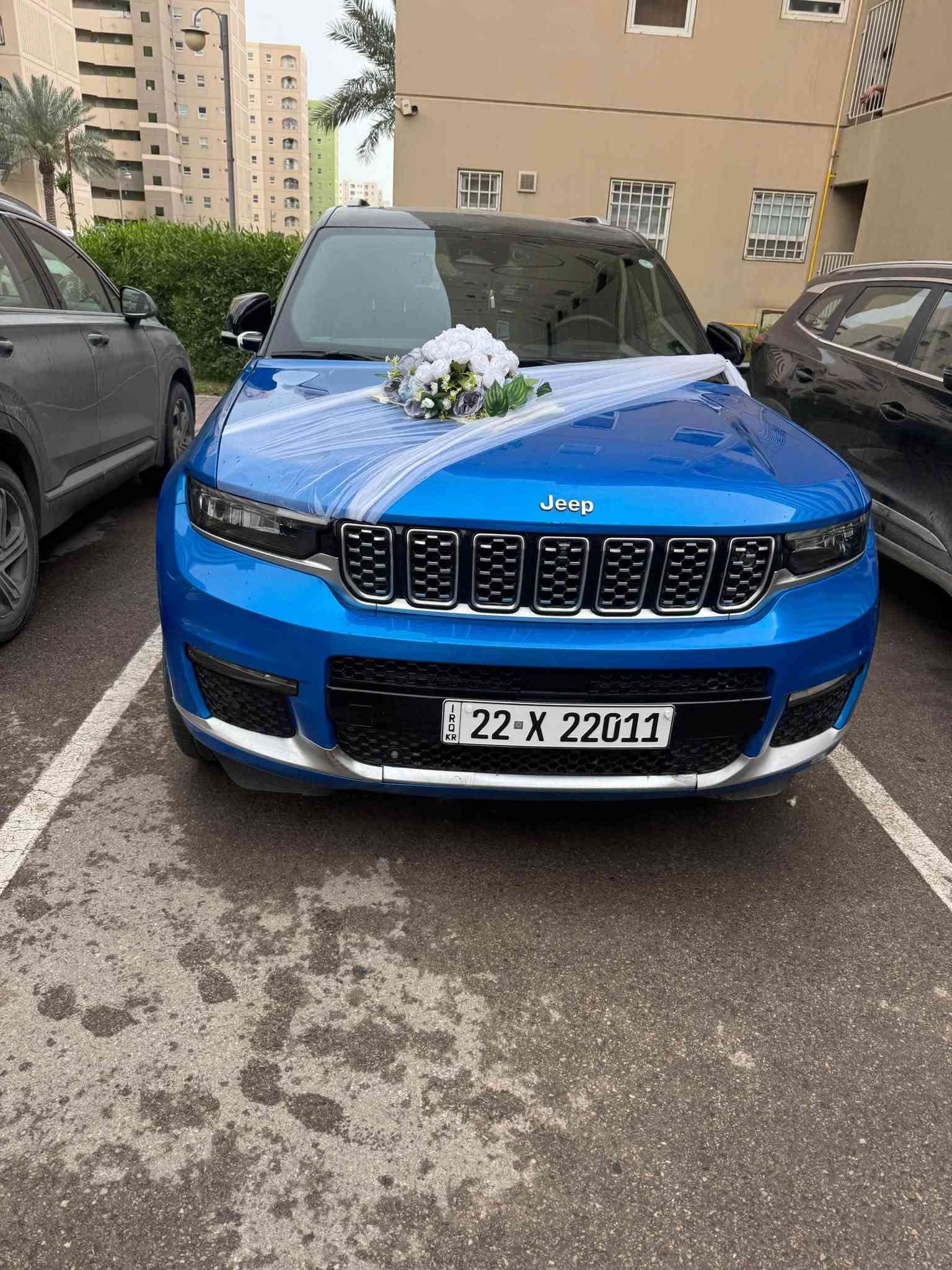 السلام عليكم 
جيب سومت رزريف  يعني vip امريكا
موديل 2023 
ممشى 28 الف فقط 
السيارة مابيها ولا قطرة صبغ 
بيها فقط مكان واحد بارد وهايهيه ولا نقطة صبغ 
السيارة بيها رقم مميز 
مواصفات ميحتاج اذكر 
السومت معروفه تدليك وجكات وناظور ليلي وجلود داخليه غير وخشب طبيعي وهواي امور  
هذا رقم تلفوني ***********
