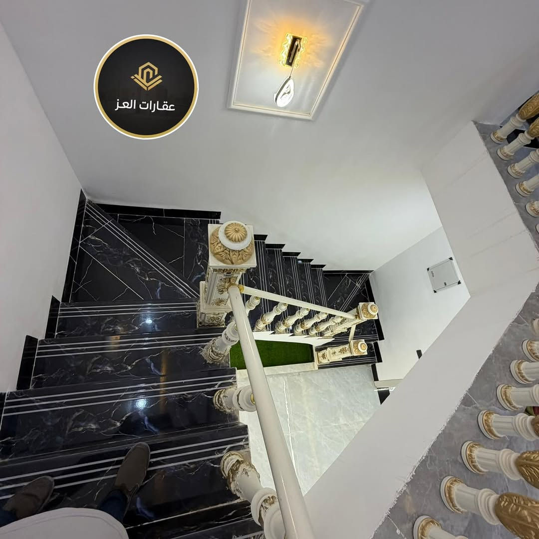 بيت للبيع 200م تكريت حي التوحيد  شارع 15
 
🛏️ 4 غرف نوم- صالة - استقبال - مطبخ - 3 حمامات - كراج سيارة و سحب مغربي – أبواب تركية - تأسيس كاميرات – سطحين شتايكر

💰 السعر: 190 مليون دينار فقط وبي مجال للشراي

*********** – ***********

مكتب عقارات العز

#قطع_اراض #مكتب_العز #عقارات_للبيع #عقارات #بيجي #تكريت_البلاج #عقارات_العز #عقارات_تكريت #تكريت

نص مكتوب في الصور:
- *********** | عقارات العز | ***********
- عقارات العز