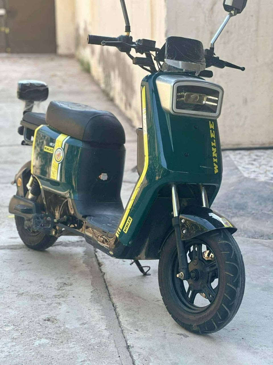 ار7للبيع بلوتوث لايت زنون عالي ناصي دبل اشاره الباسكل كامل ما بي اي عيب سعر 400وبي مجا مكان ديالى بعقوبه خلف قاعه بيانو للاستفسار ع الرقم ***********
