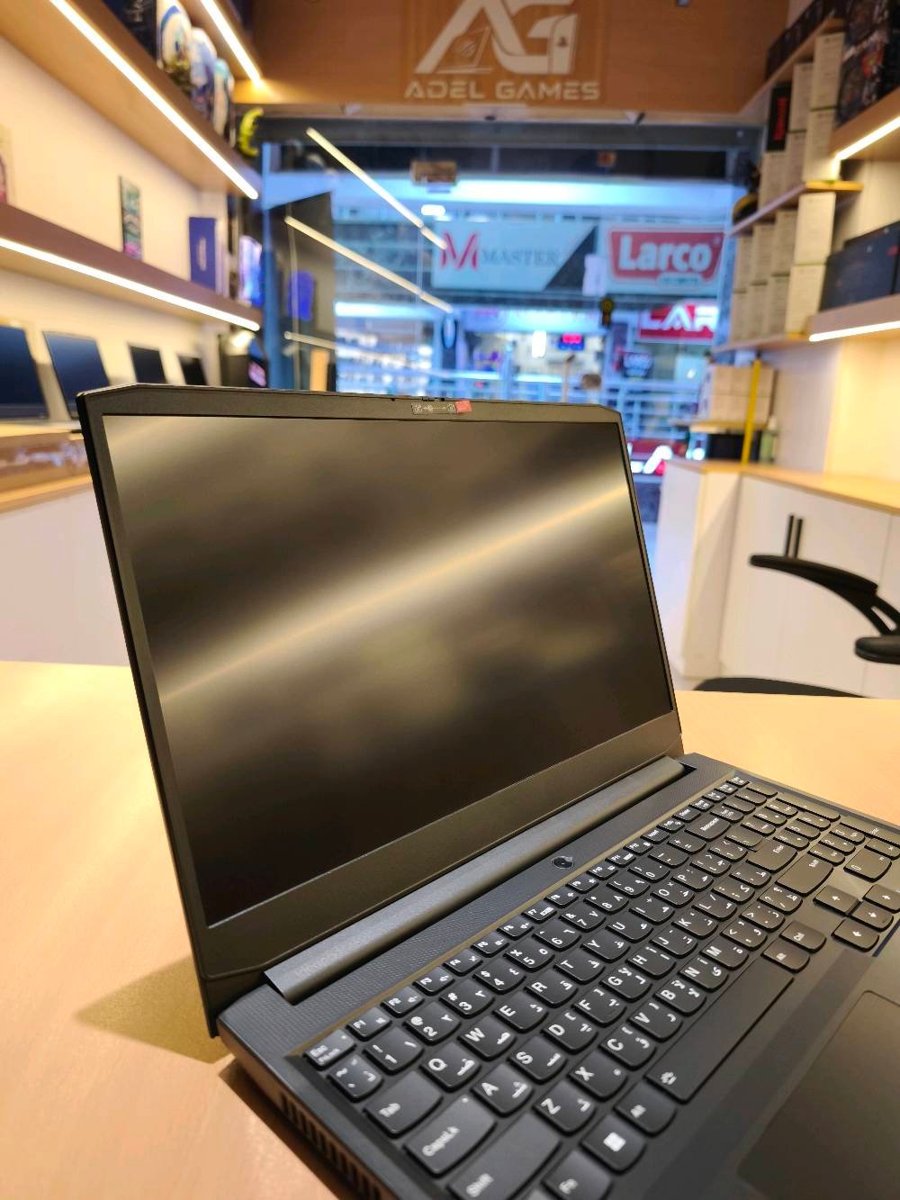 متوفر الآن في مكتبنا لابتوب 
IDEAPAD GAMING 3
المواصفات كالتالي:-
RYZEN 5-5500H
8GB DDR5
512GB SSD
RTX 2050 4GB 
15.6" FHD 165 HZ
ملاحظة:-
القطعة NEW جديد غير مستخدم ..
السعر : 1.230.000 ألف 
العنوان بغداد شارع الصناعة مجمع النعمان التجاري الطابق الأول .
***********/واتساب
***********/واتساب 
متوفر خدمة توصيل بغداد وجميع المحافظات ..
#fypシ #الشعب_الصيني_ماله_حل😂😂 #laptop #explore