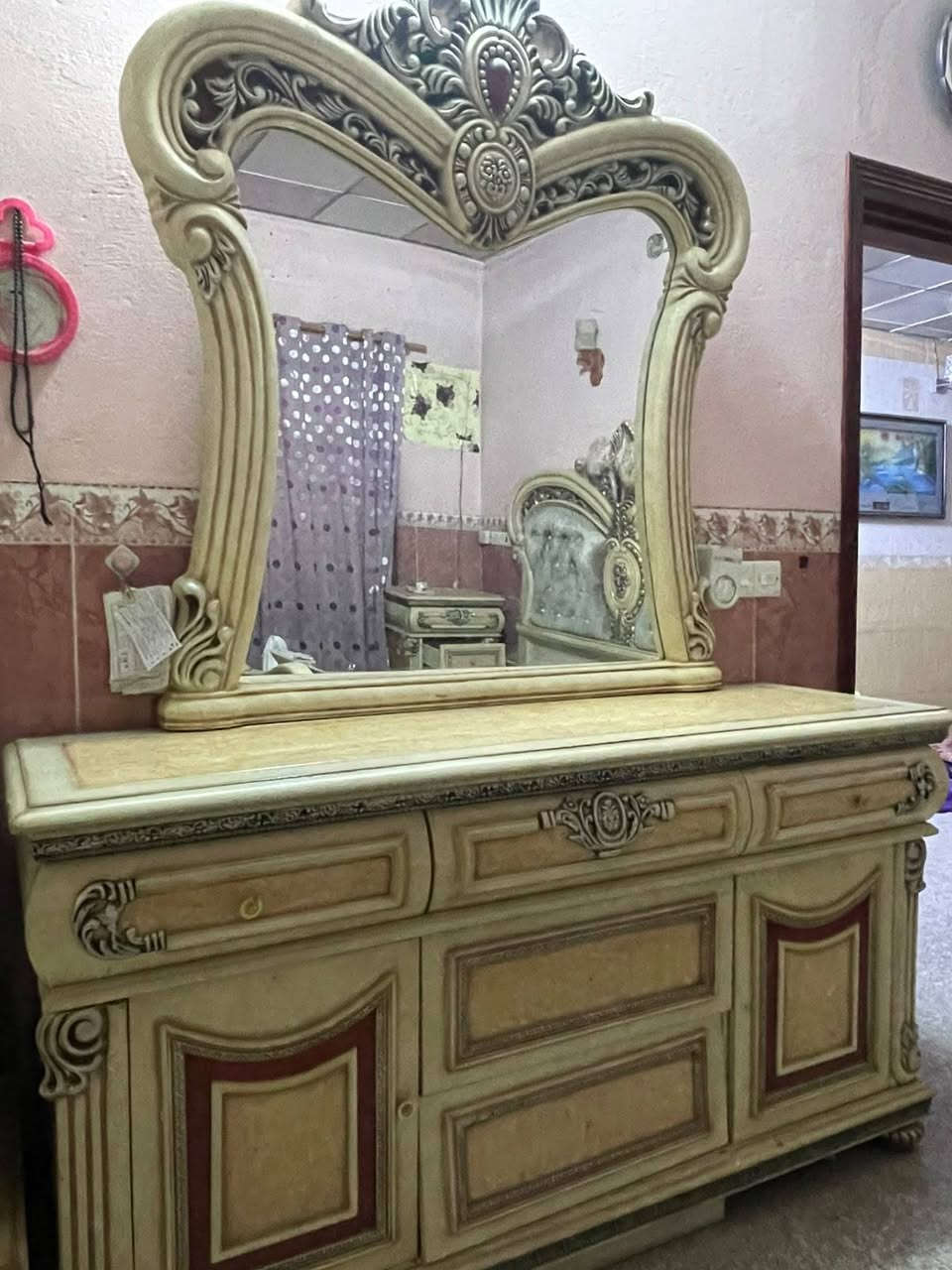 غرفة نوم • طباخ كريازي • نضيف